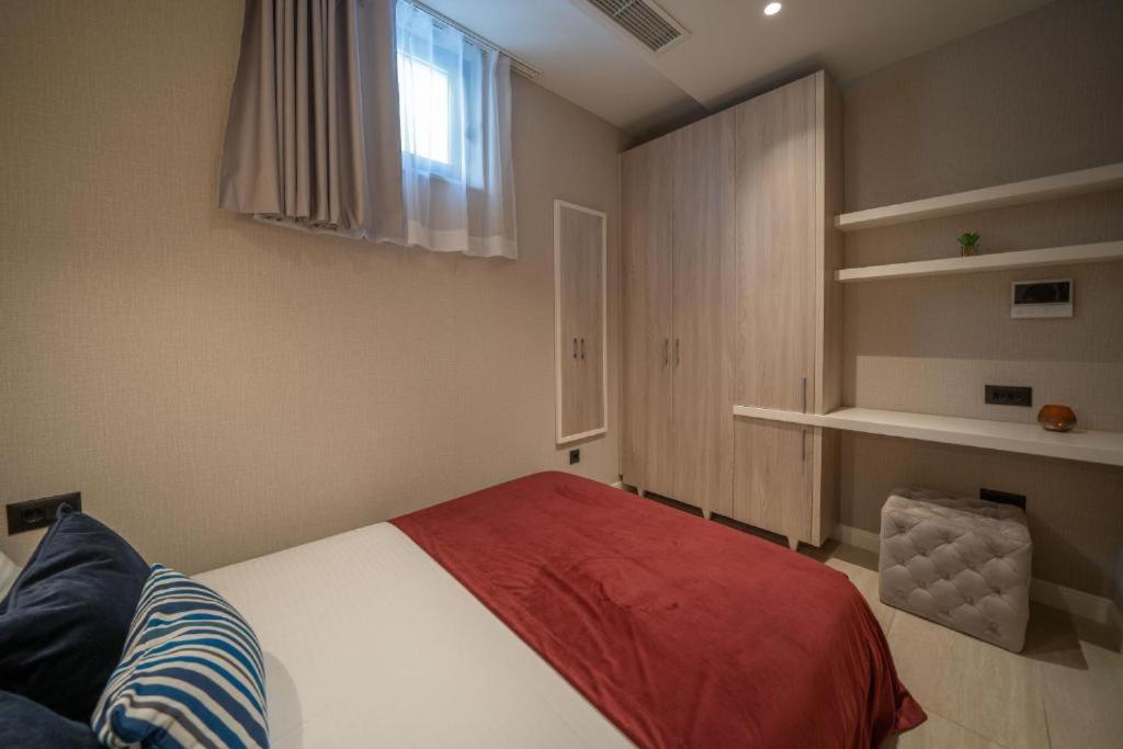 Appartamento con 2 Camere da Letto e Vista Mare
