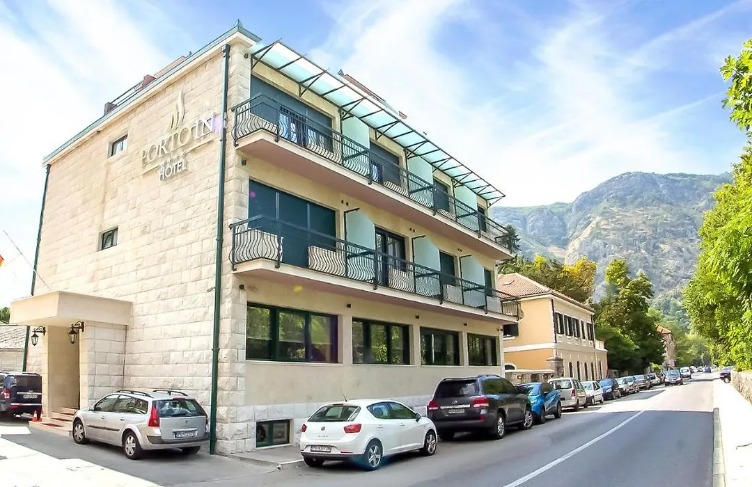 Hotel Porto In-1