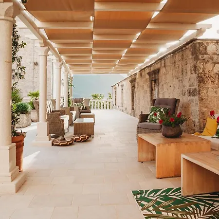 Palazzo Radomiri Heritage Boutique Hotel-2